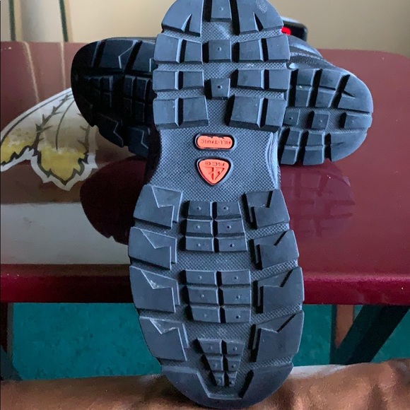 Nike boot - Picture 3 of 4